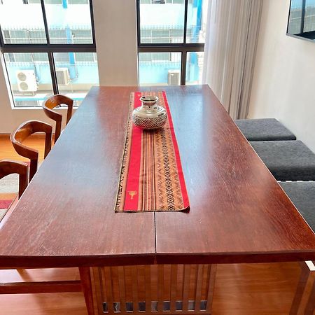 Downtown Lima Apt With May Promo Book & Save Big Eksteriør bilde