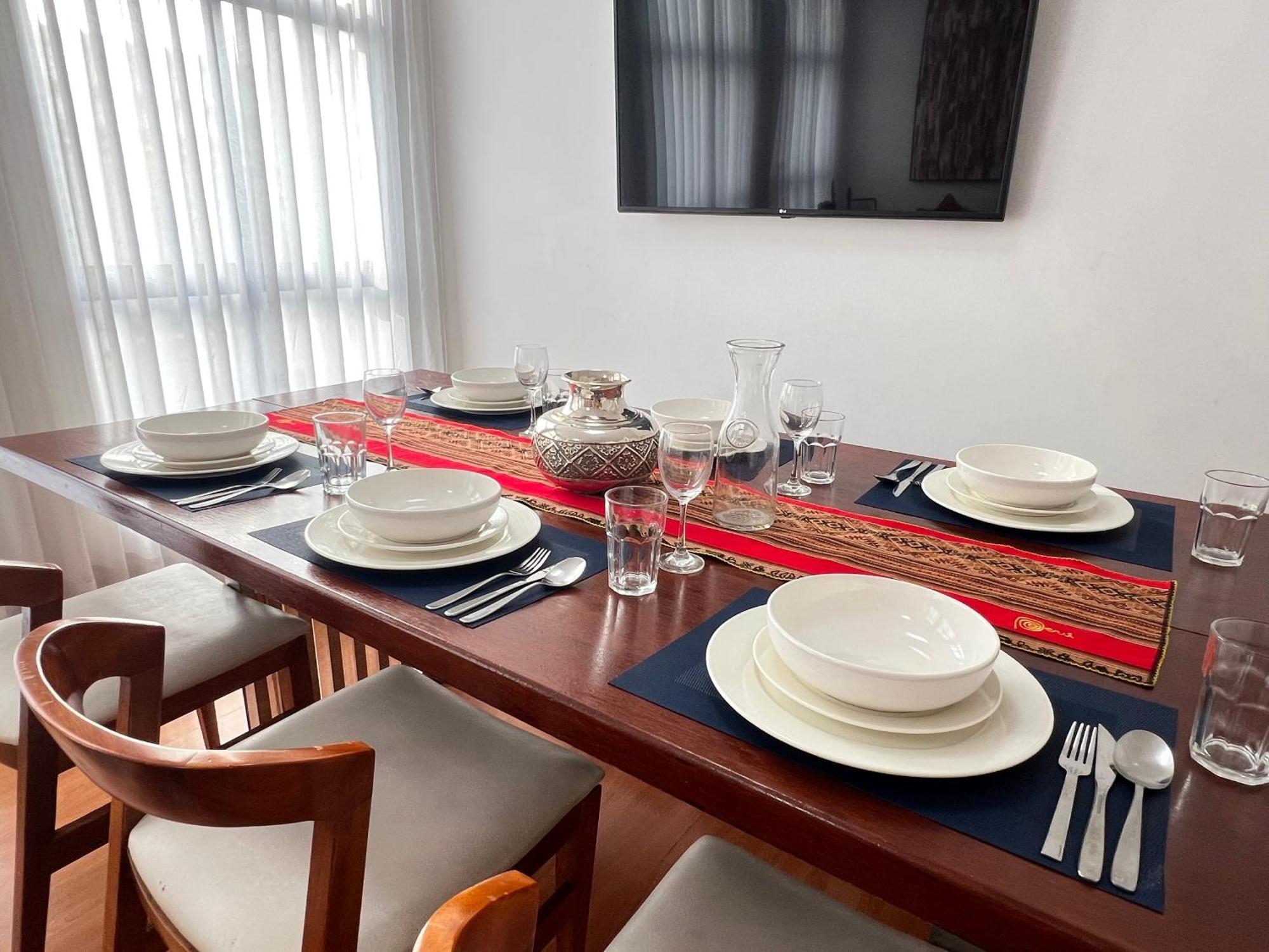 Downtown Lima Apt With May Promo Book & Save Big Eksteriør bilde