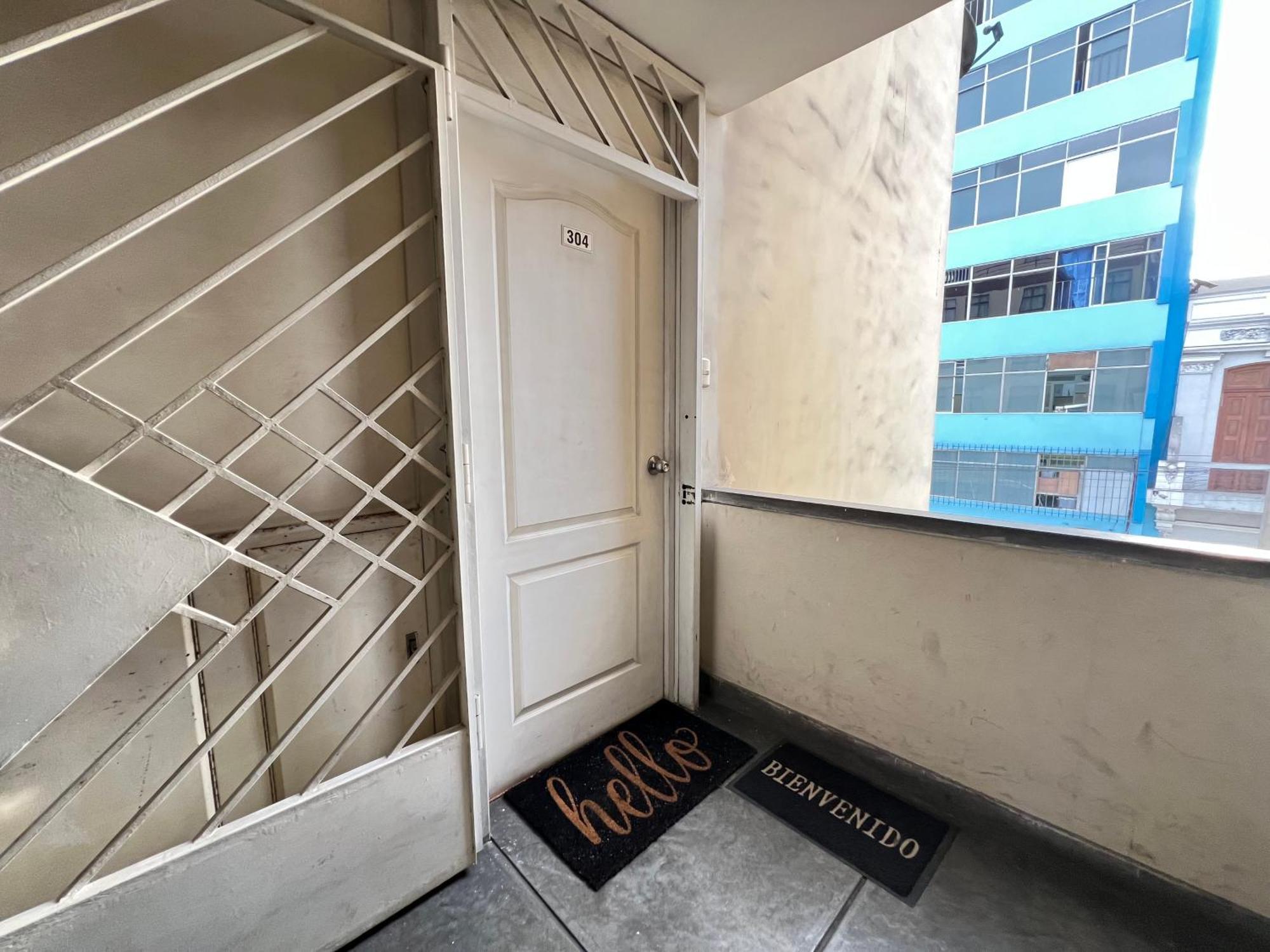 Downtown Lima Apt With May Promo Book & Save Big Eksteriør bilde