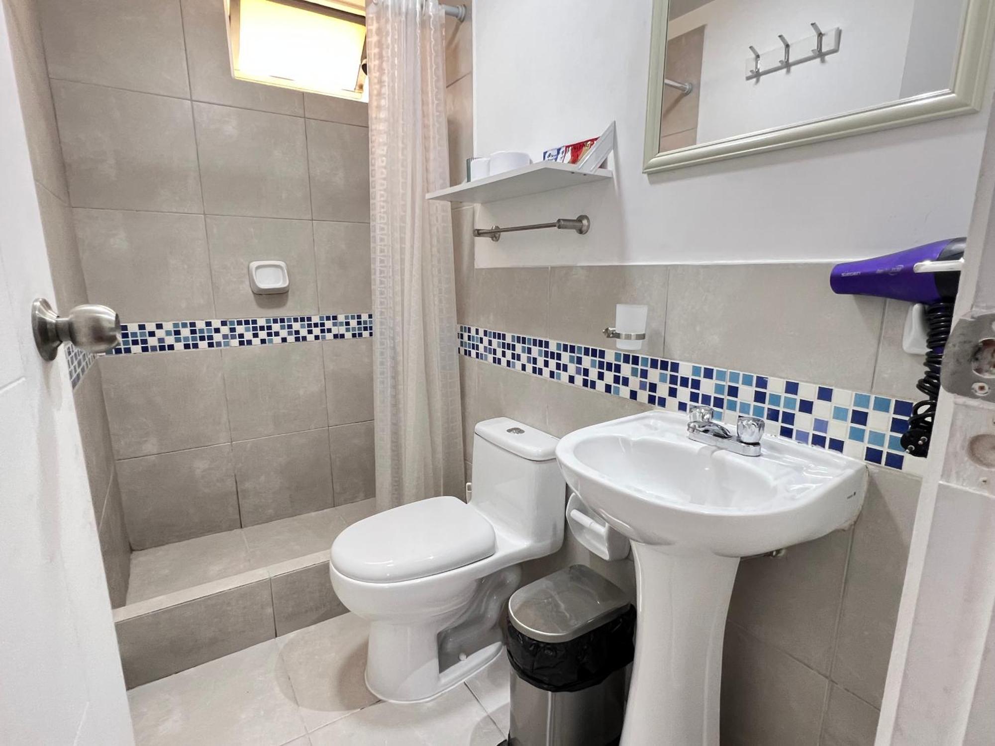 Downtown Lima Apt With May Promo Book & Save Big Eksteriør bilde